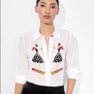 Alice + Olivia White Button Down Shirt with Graphic Design